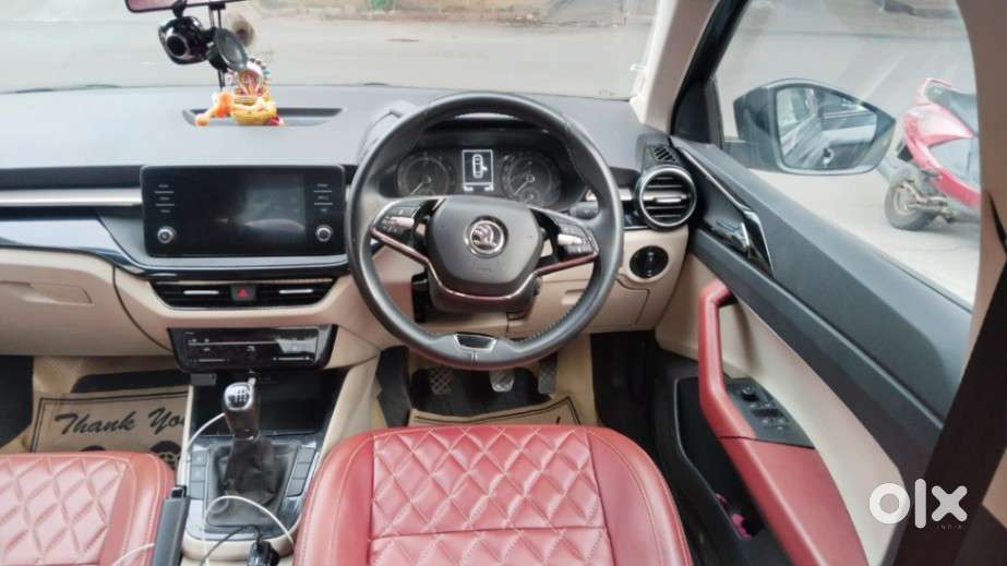 Skoda Slavia Ambition 1.0l Tsi Mt, 2024, Petrol