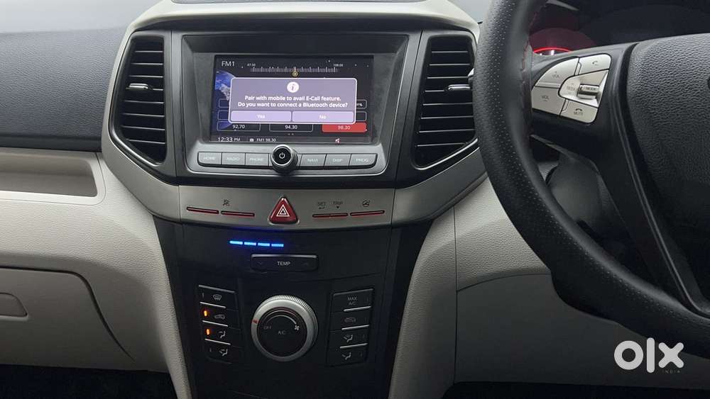 Mahindra Xuv300 1.2 W6 Amt Petrol, 2021, Petrol