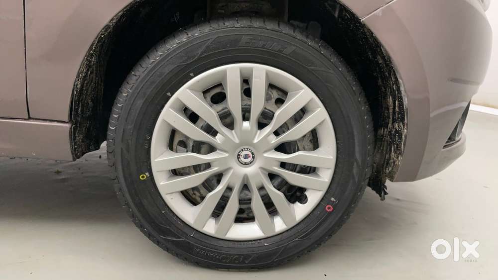 Tata Tiago 1.2 Revotron Xt, 2017, Petrol
