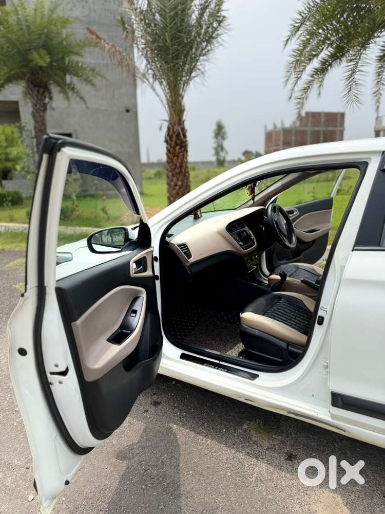 Hyundai I20 Sportz Petrol 2020