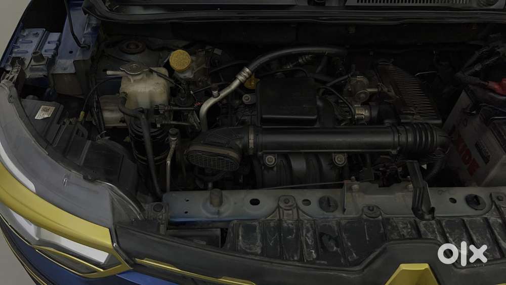 Renault Triber Rxz, 2022, Petrol