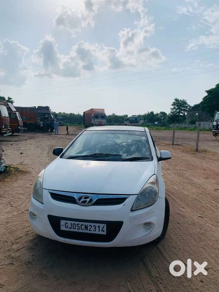Hyundai I20 Magna Petrol Manual 2010