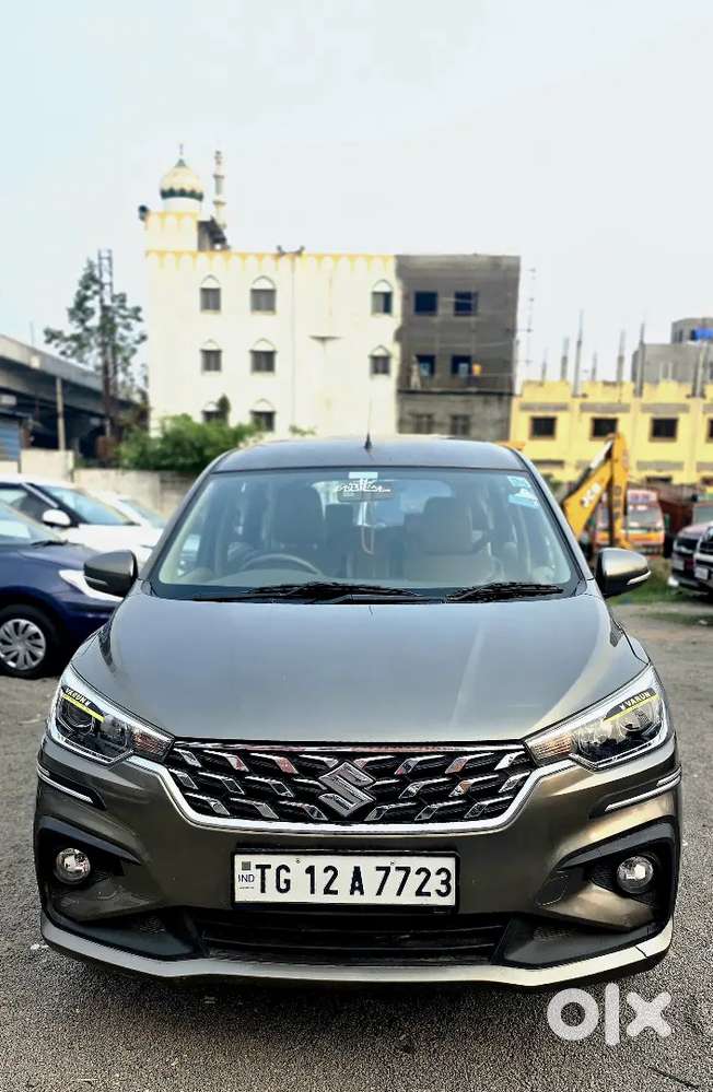 Maruti Suzuki Ertiga 2024 Petrol Well Maintained