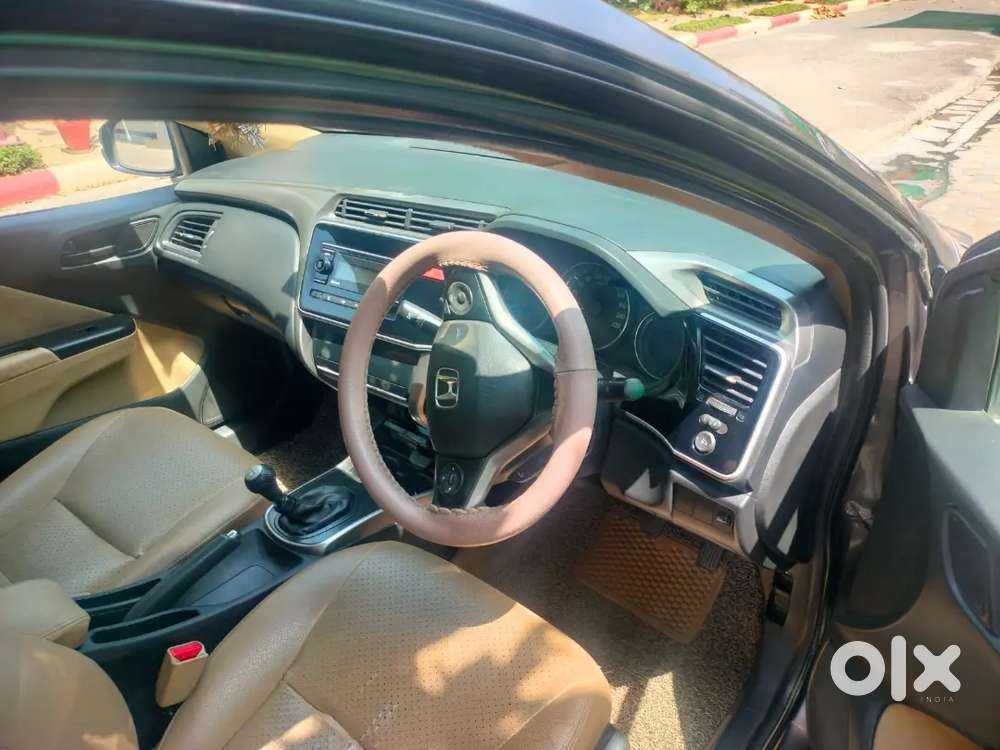 Good Condition. Untuch H