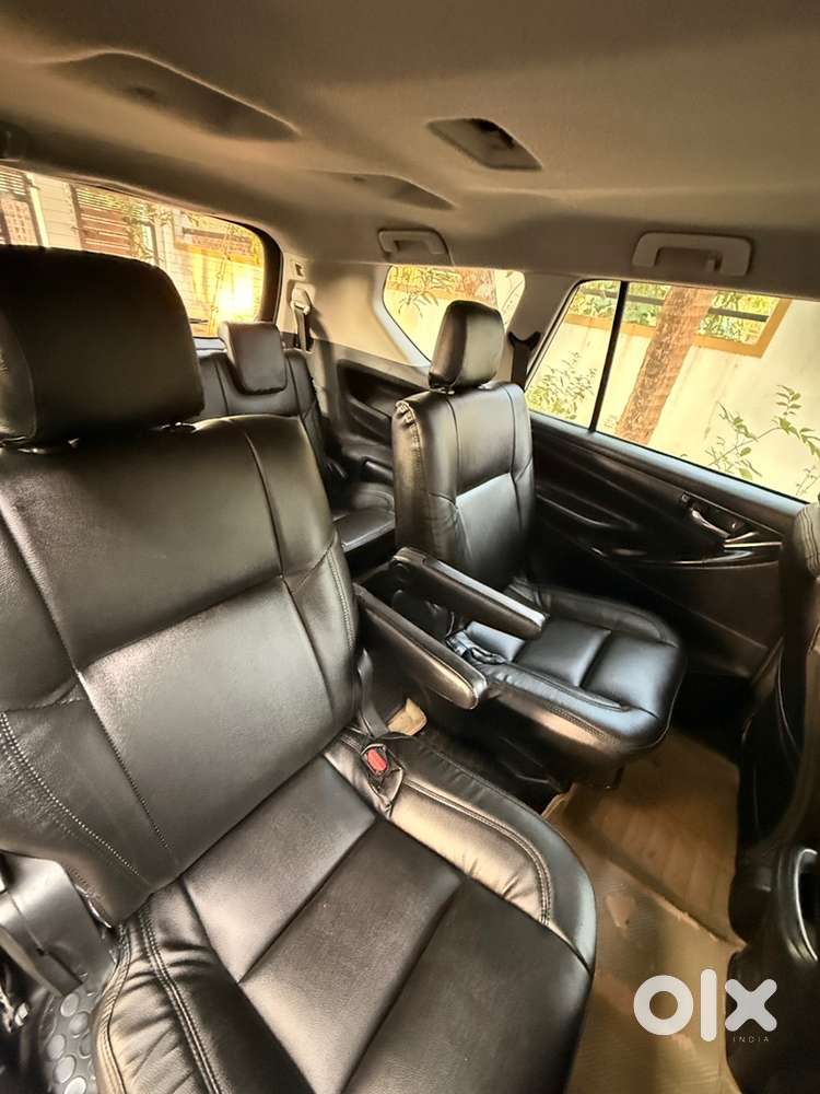 Toyota Innova Crysta