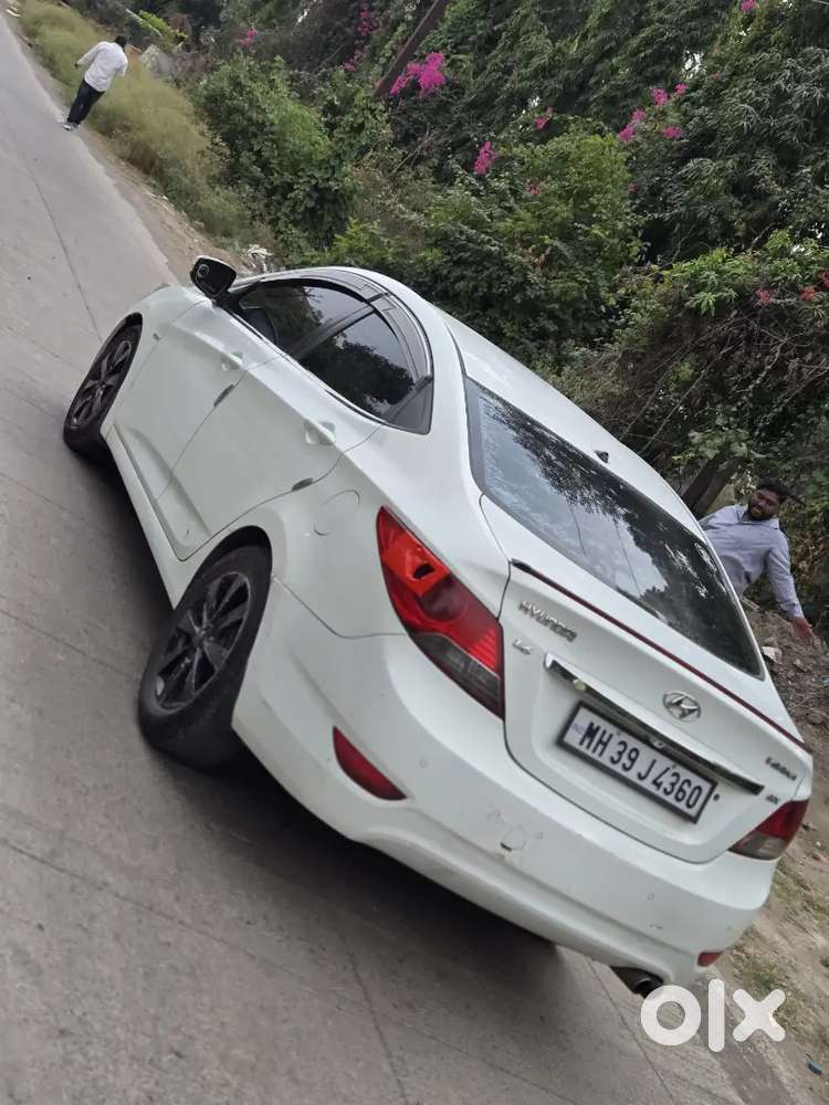 Hyundai Verna 2013 Diesel Manual