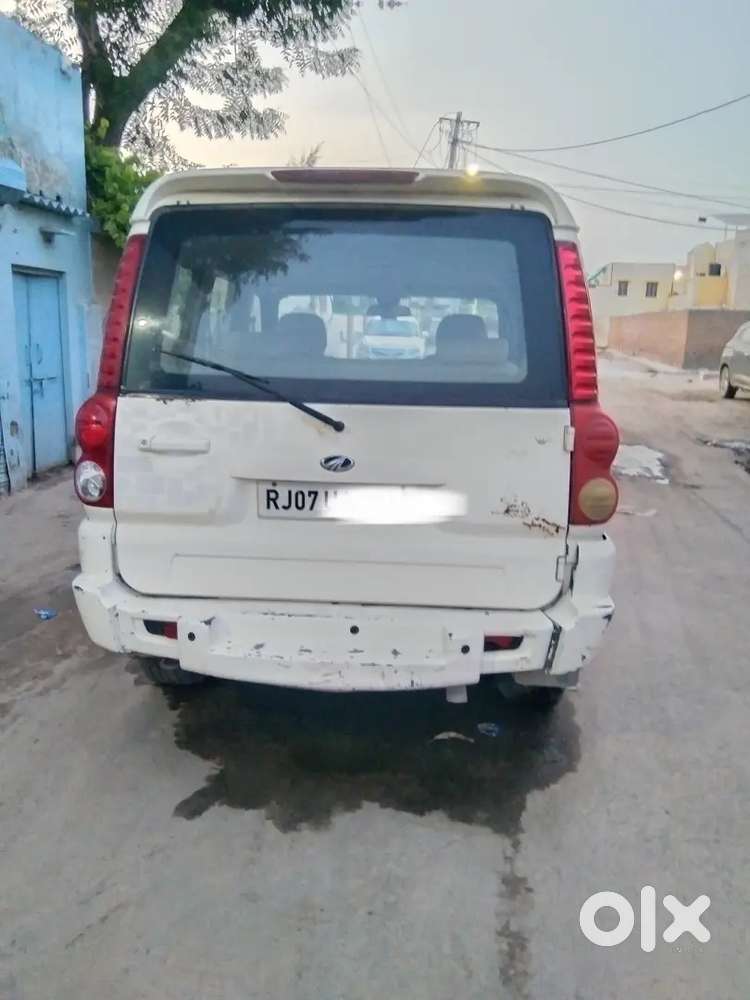 Mahindra Scorpio 2011