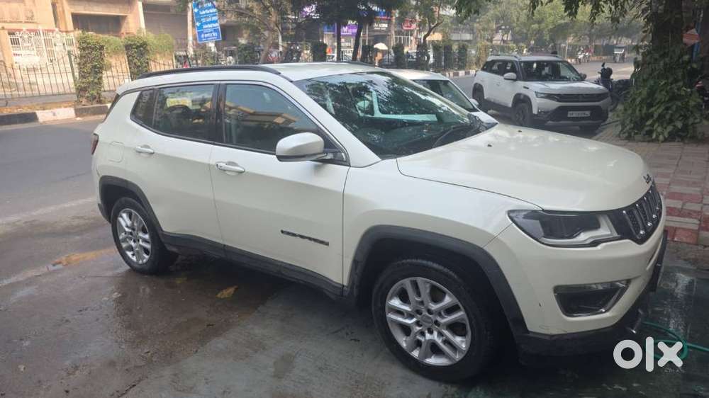 Jeep : Compass 2.0 Diesel