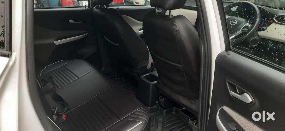 Nissan Magnite 1.0 Xv, 2023, Petrol