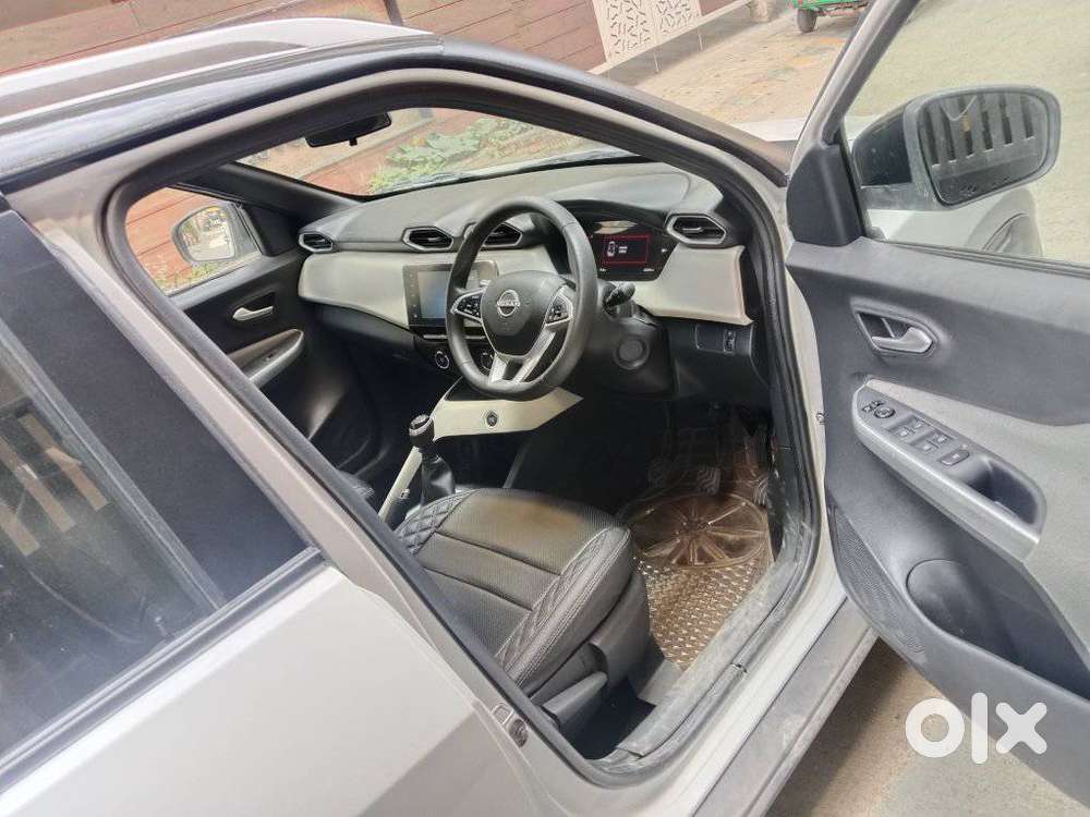 Nissan Magnite 1.0 Xv, 2023, Petrol