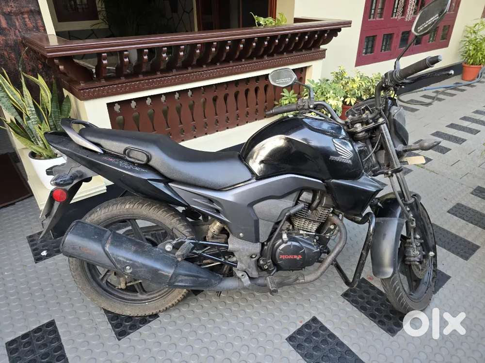 Honda CB Trigger Bike 13k Kms Motorcycles 1825079337 - Main Image