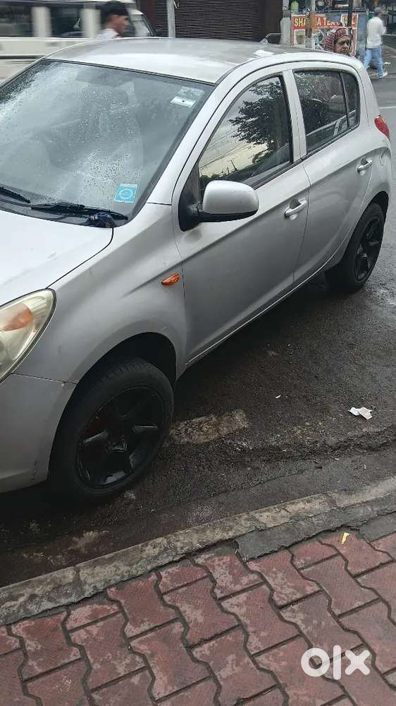 Hyundai 120 In Brand New Condition