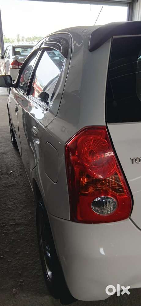 Toyota Etios Liva 2011-2012 G, 2013, Petrol