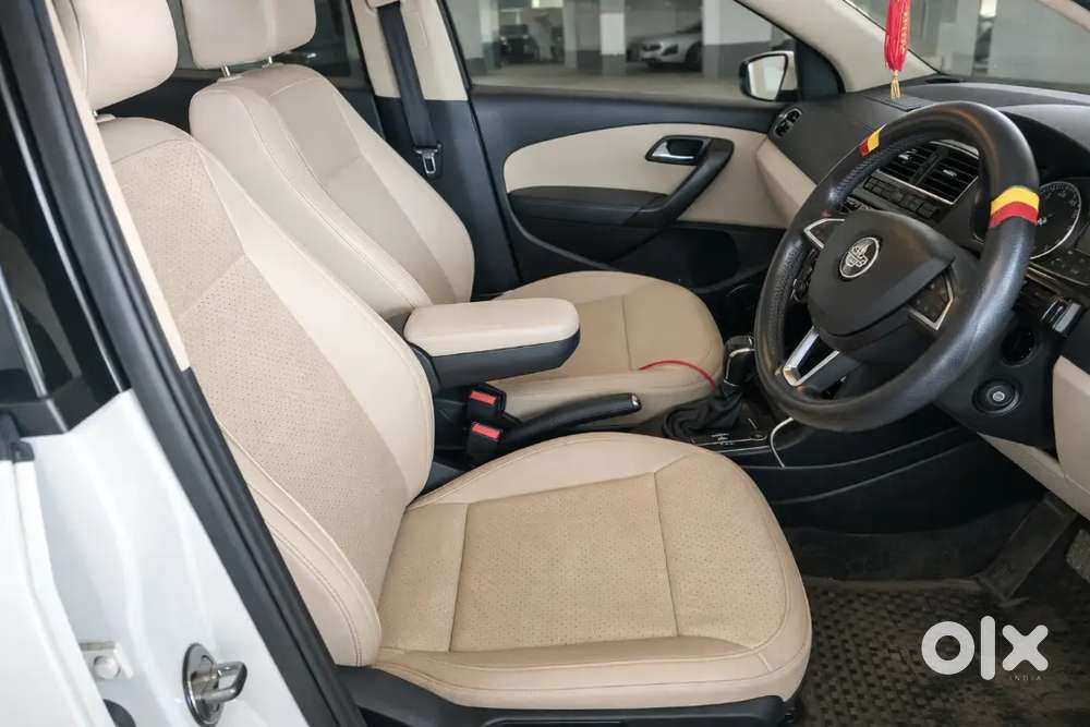 Skoda Rapid 1 Tsi At