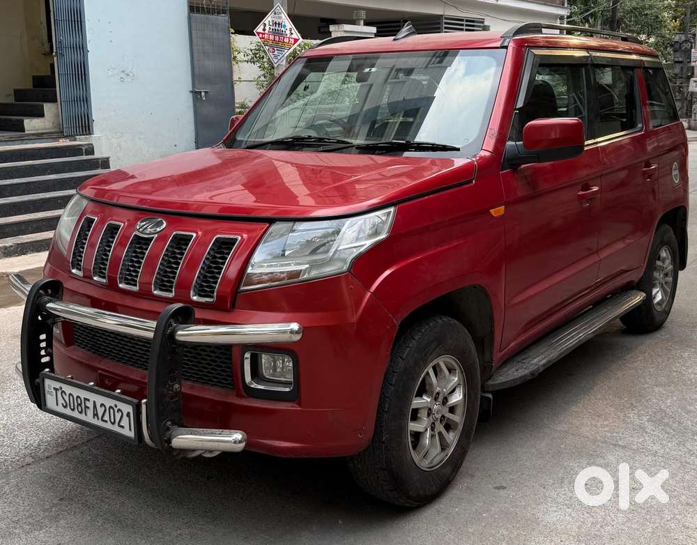 Mahindra Tuv 300 Mhawk100 T8 Dual Tone, 2016, Diesel