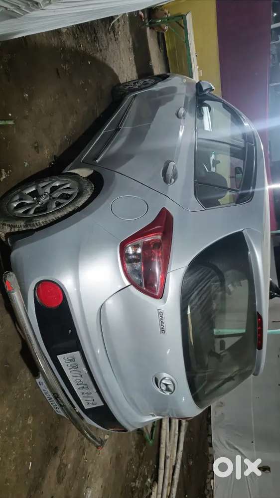 Hyundai Grand I10 2018 Petrol 90000 Km Driven