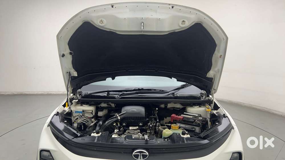 Tata Nexon 1.2 Revotron Xma Amt, 2025, Petrol