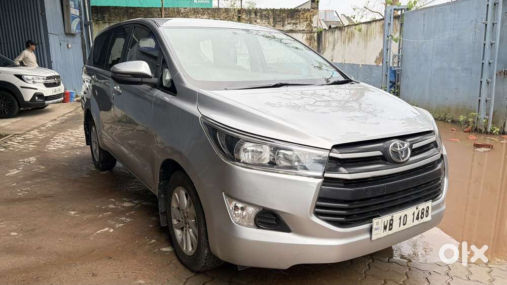 Toyota Innova Crysta 2.4 G Plus Mt 8 Str, 2018, Diesel