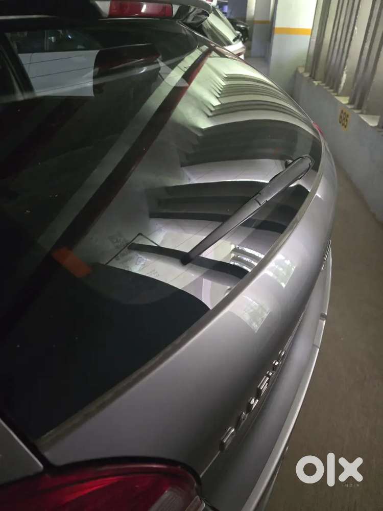 Suzuki Baleno Manual Delta  2018 Driven  43400 Km Silver. Hr 26 Number