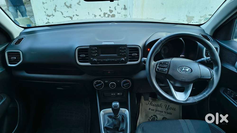 Hyundai Venue 1.2 S (o), 2022, Petrol