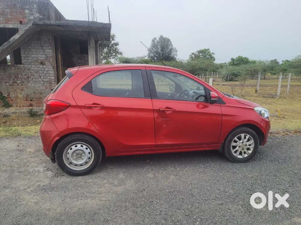 Tata Tiago 2018 Petrol 77000 Km Driven Petrol  With Cng