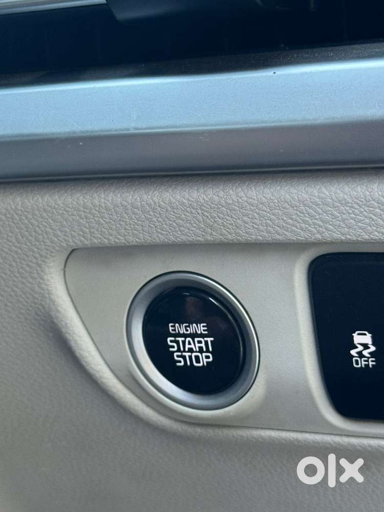 Kia Carens Prestige Plus Diesel, 2021, Diesel