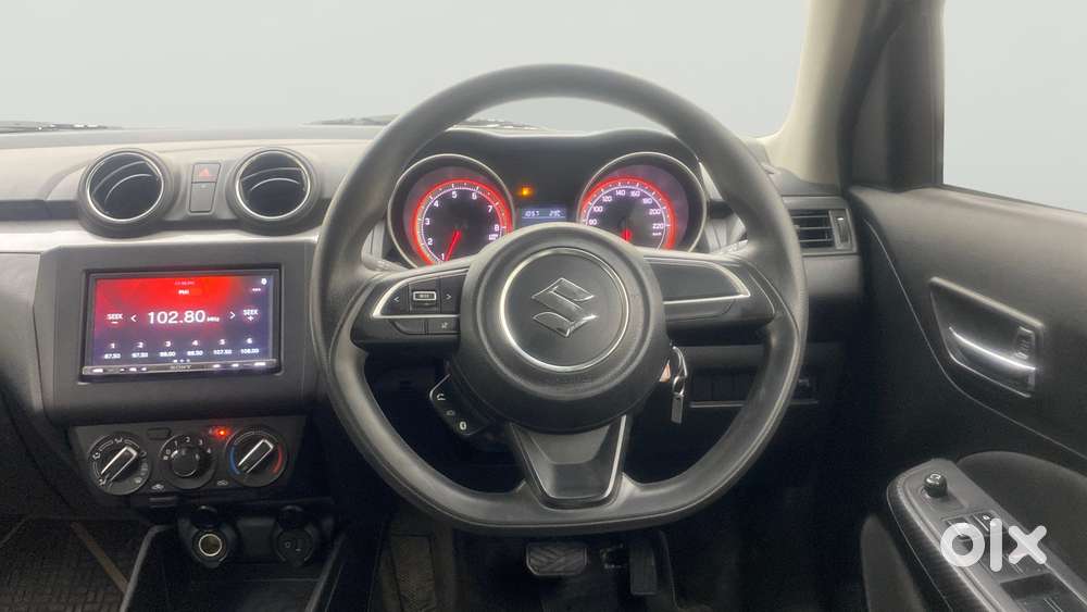Maruti Suzuki Swift Amt Vxi, 2020, Petrol