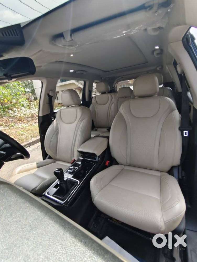 Mahindra Xuv700 Ax7l 6 Str At, 2022, Diesel