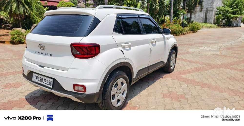 Hyundai Venue S Plus Mt 1.2 Kappa, 2019, Petrol