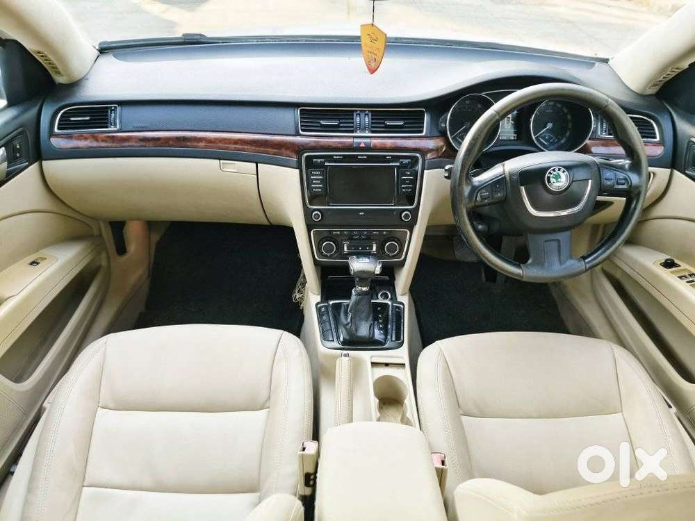 Skoda Superb 1.8 Elegance Tsi At, 2011, Petrol