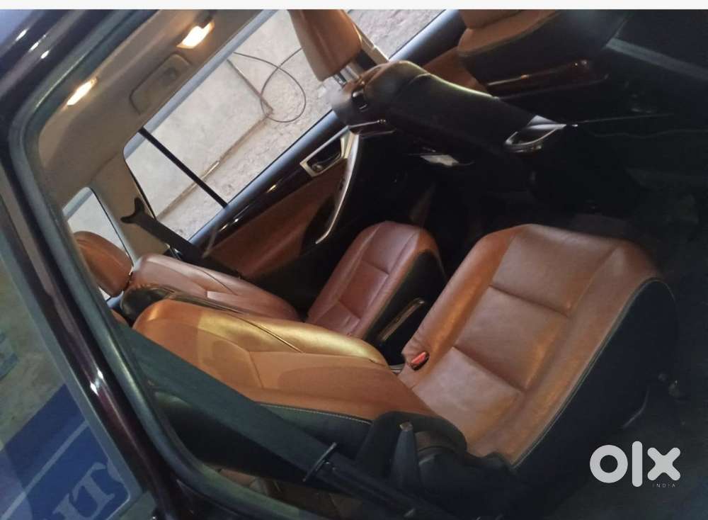 Toyota Innova Crysta 2.8 Zx At, 2016, Diesel
