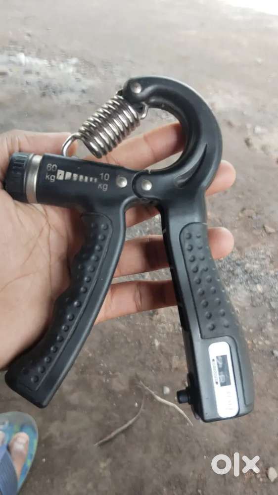 Hand griper