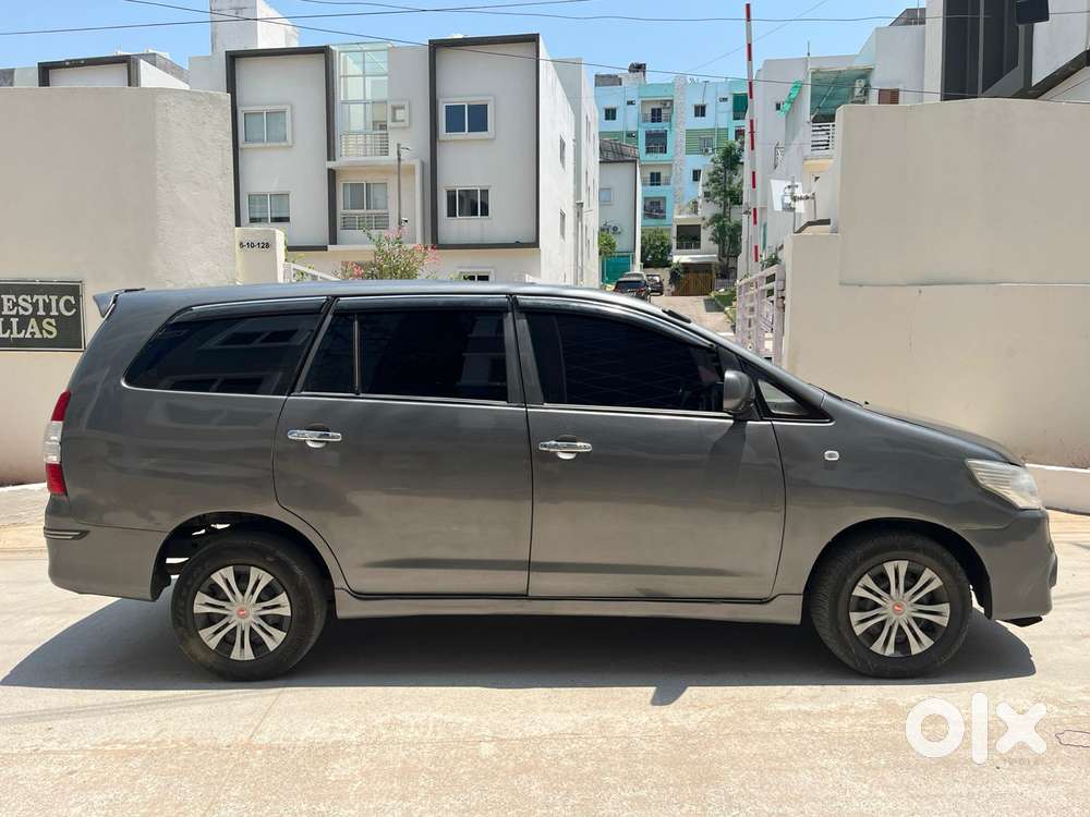 Toyota Innova 2.5 G (diesel) 8 Seater, 2014, Diesel