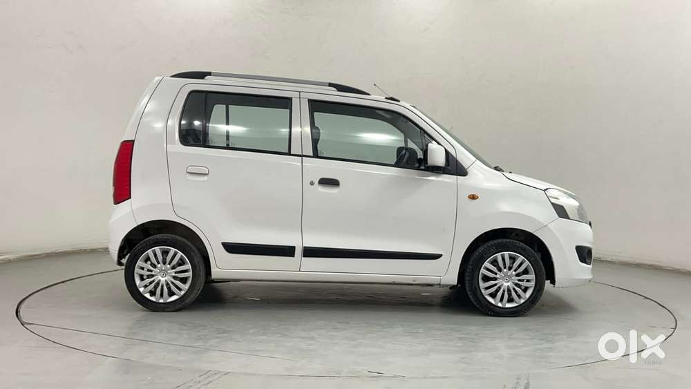 Maruti Suzuki Wagon R 1.0 Vxi Amt, 2017, Petrol