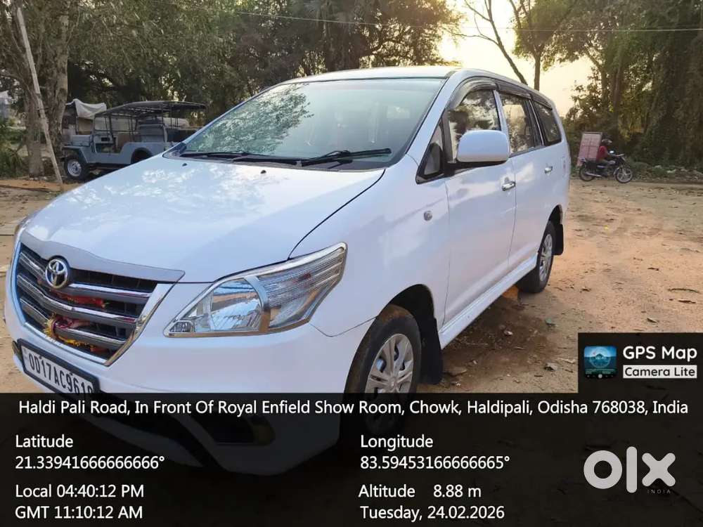 Toyota Innova 2016 Diesel 98000 Km Driven