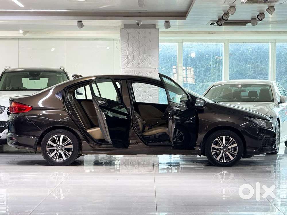 Honda City 1.5 V Cvt I-vtec Mt, 2022, Petrol