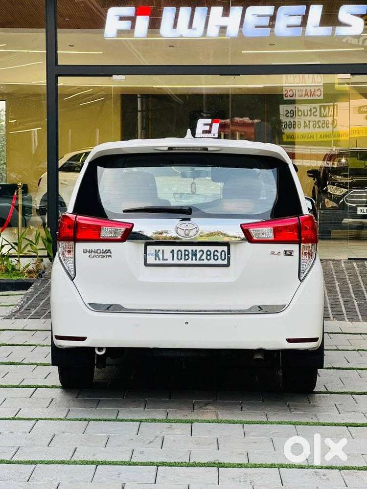 Toyota Innova Crysta 2.4 G Mt, 2017, Diesel