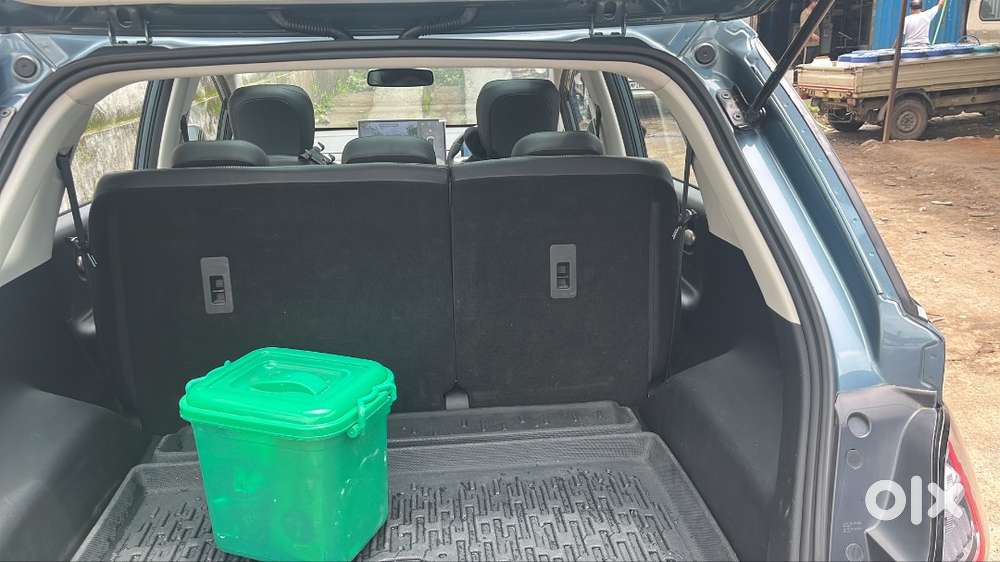 Mg Windsor Ev Essence 2025