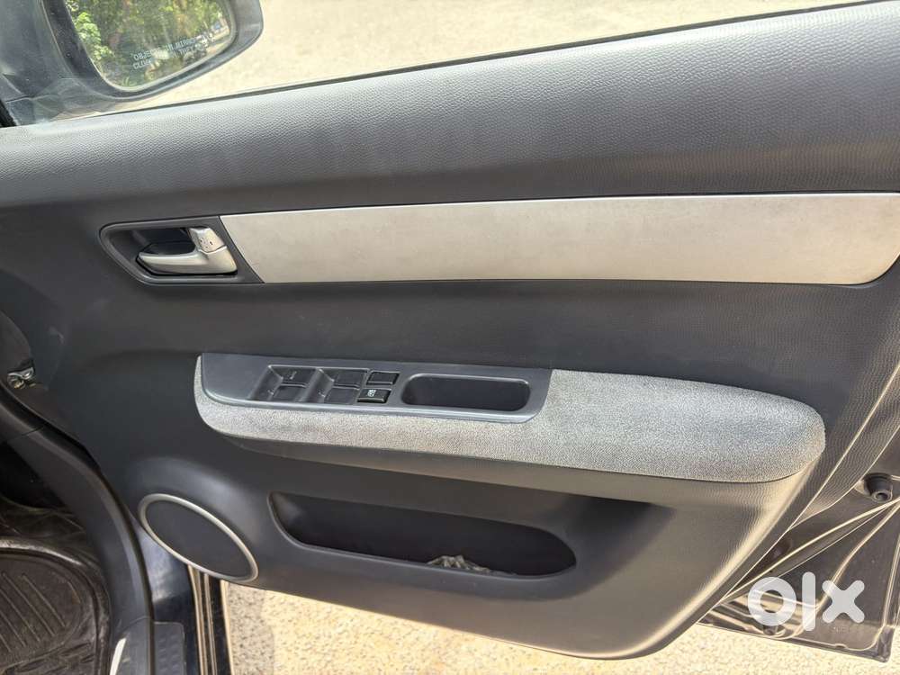 Maruti Suzuki Swift Dzire Vdi Optional, 2012, Diesel