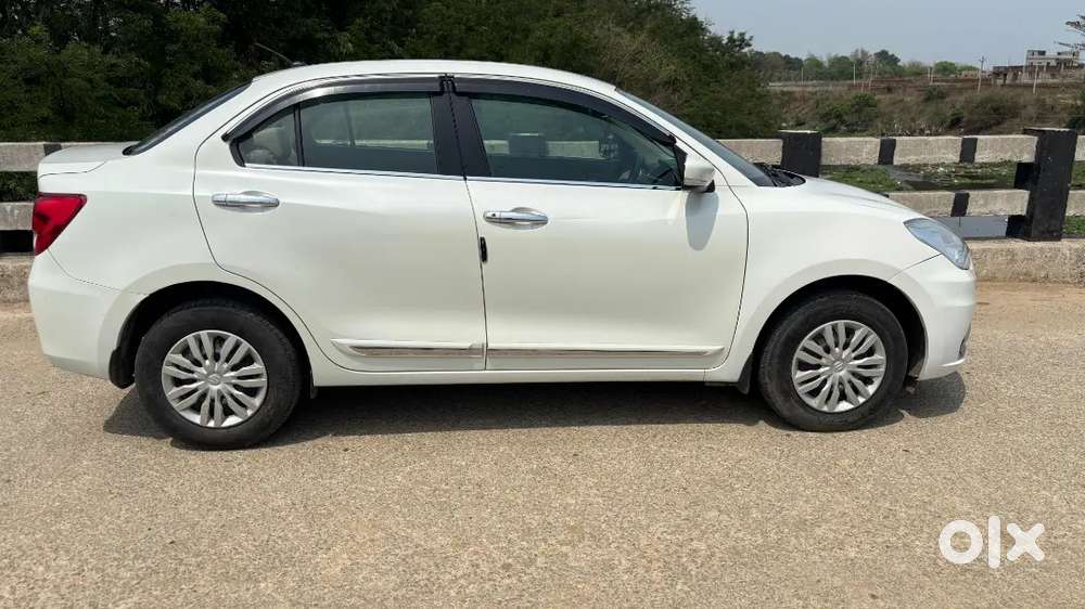 Maruti Suzuki Swift Dzire 2023 Petrol 57000 Km Driven