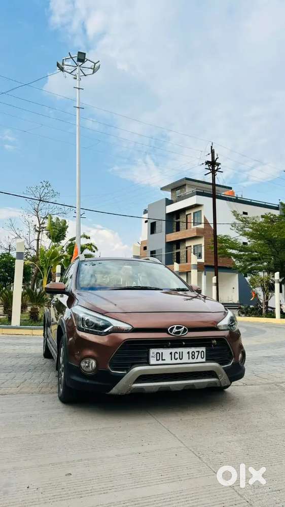 Hyundai I20 Active 2015 Diesel 102000 Km Driven