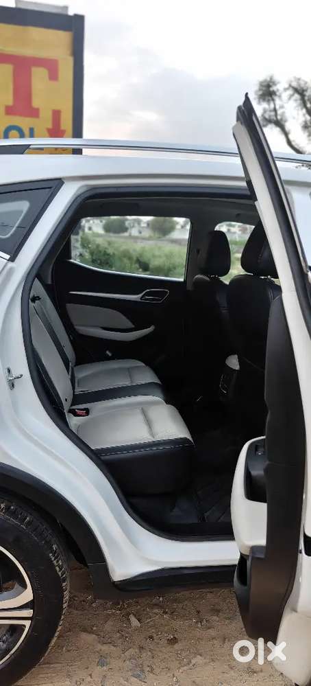 Mg Astor  Excellent Condition