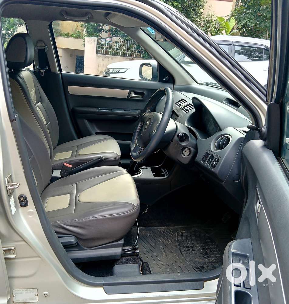 Maruti Suzuki Swift Vxi + Manual, 2010, Petrol