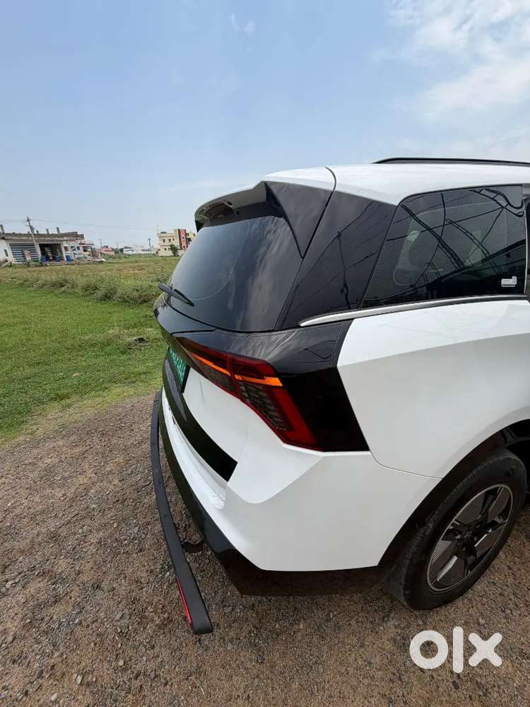 Mahindra Xev 9s 2026 Electric 10000 Km Driven