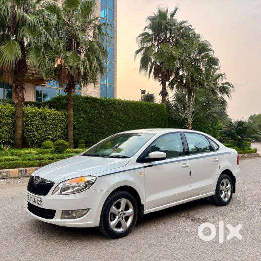 Skoda Rapid 1.6 Mpi Ambition, 2014, Petrol