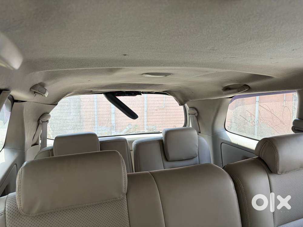 Toyota Innova 2.5 G (diesel) 8 Seater, 2012, Diesel