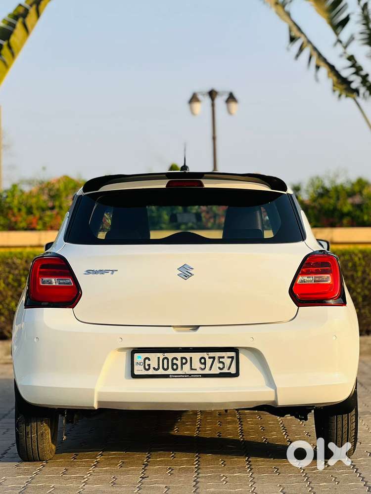 Maruti Suzuki Swift Vxi Abs Bsiv, 2023, Petrol