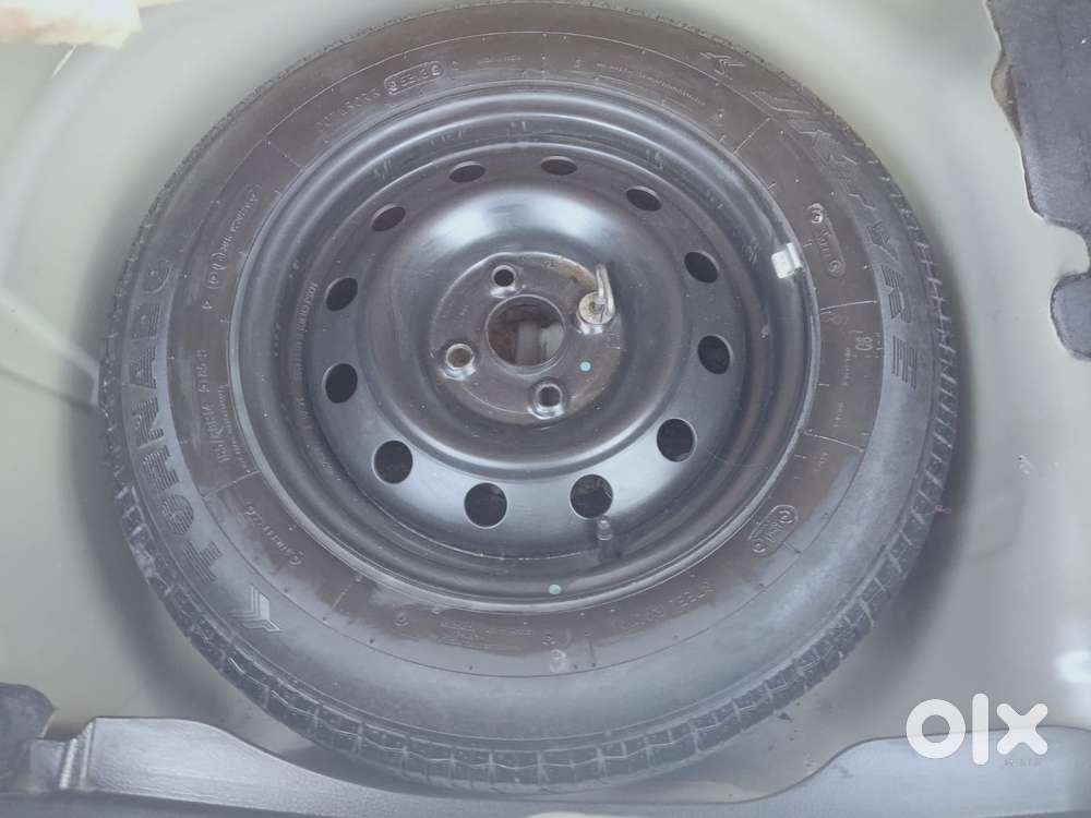 Maruti Suzuki Swift Dzire 1.2 Vxi Bsiv, 2014, Petrol