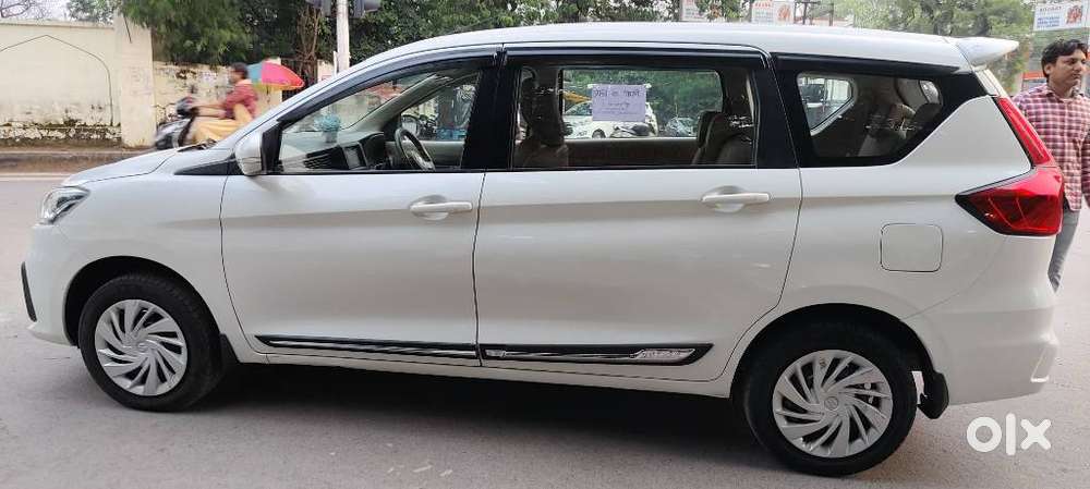 Maruti Suzuki Ertiga Vxi Shvs, 2023, Petrol