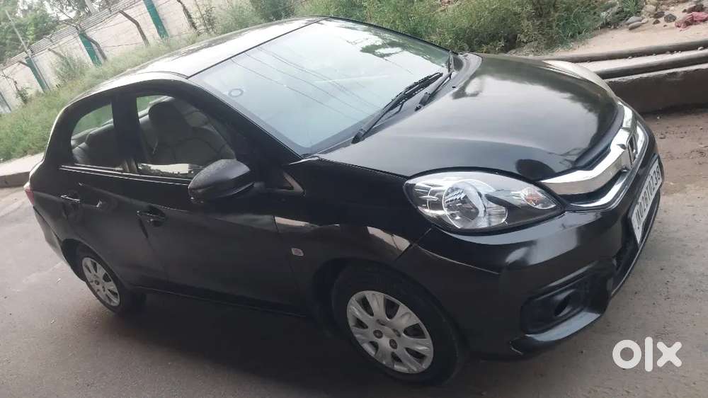 Honda Amaze 2017 Petrol 37000 Km Driven Ist Owner